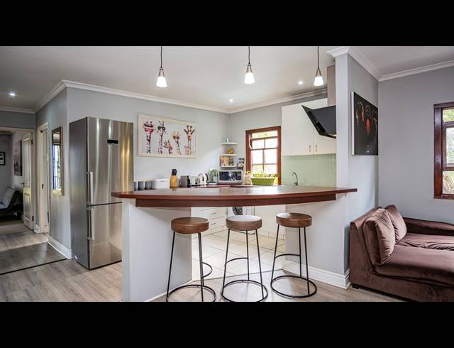 2 BEDROOM APARTMENT TO LET IN MORNINGSIDE